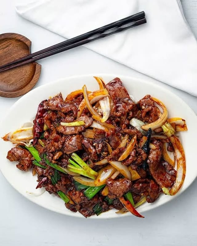 Full Tray Mongolian Beef.