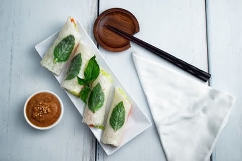 Fresh Spring Rolls (4).