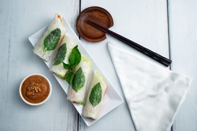 Fresh Spring Rolls (4).
