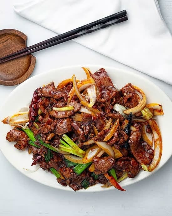 Half Tray Mongolian Beef.